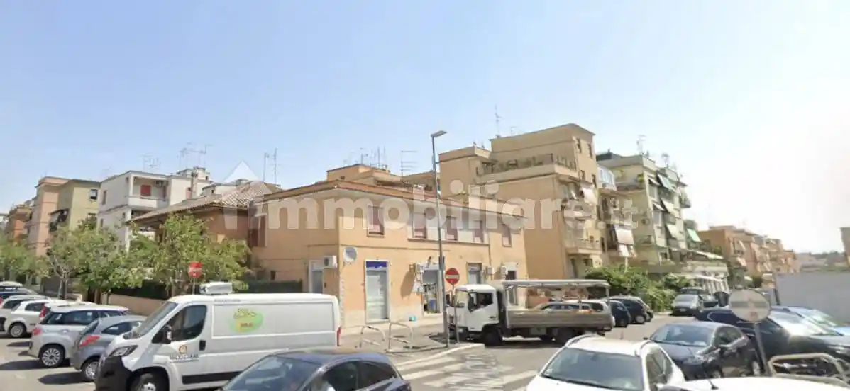 Palazzo - stabile all'asta via Gabriele D'Annunzio, Nereto Italia, Nereto - foto 3