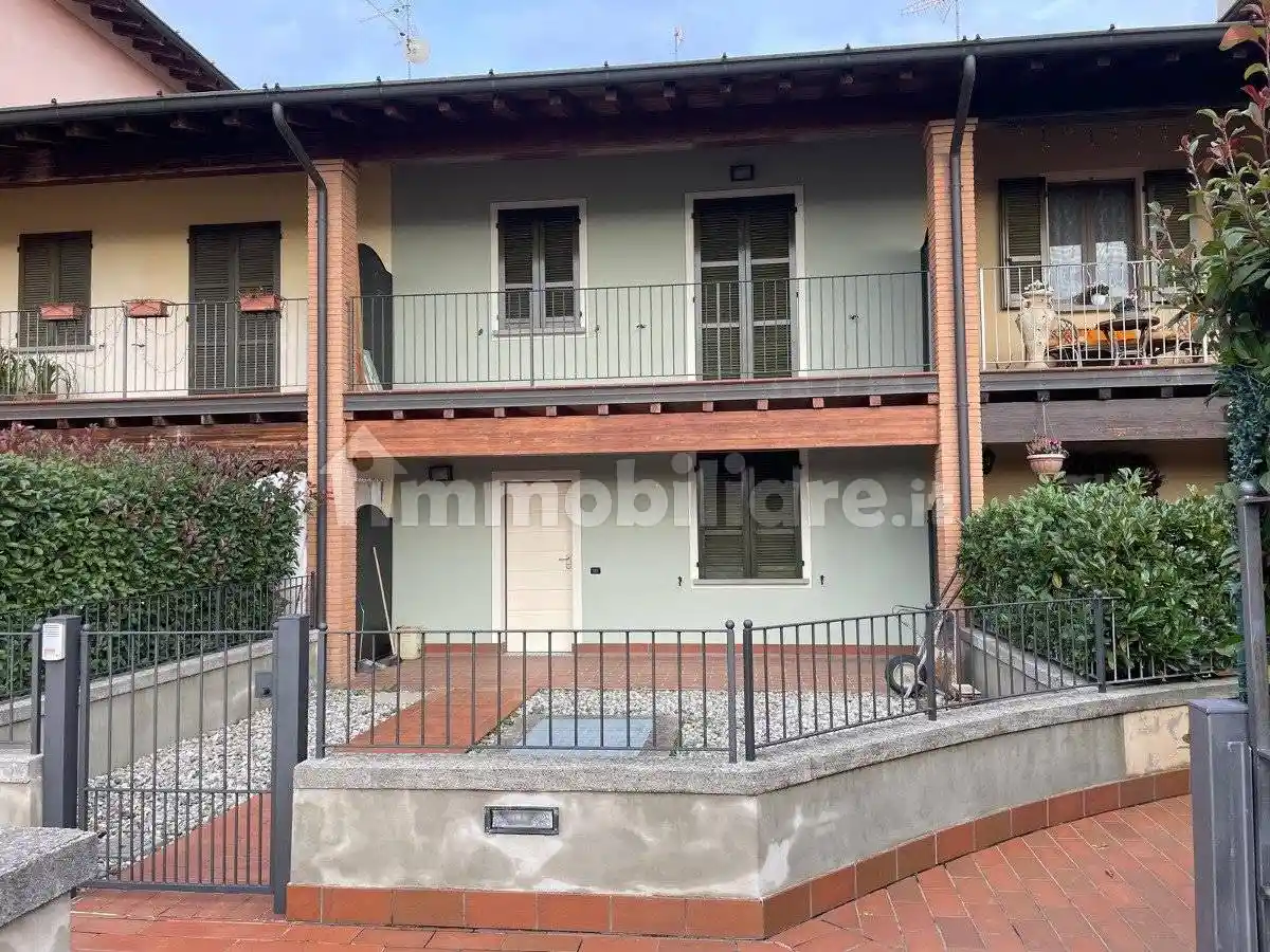 Villetta a schiera in vendita a Comezzano-Cizzago