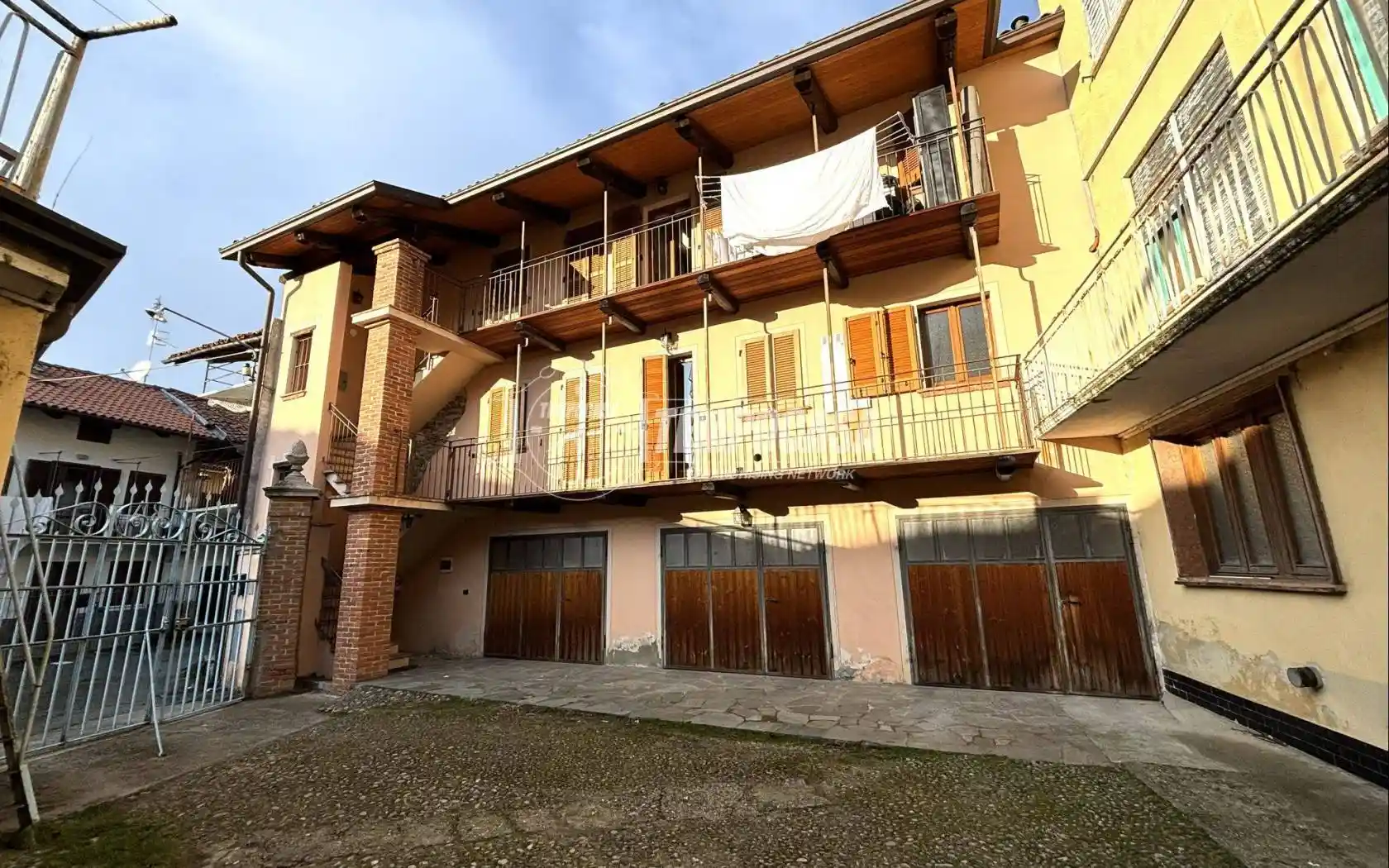 Rustico - Casale in vendita a Albiano d'Ivrea