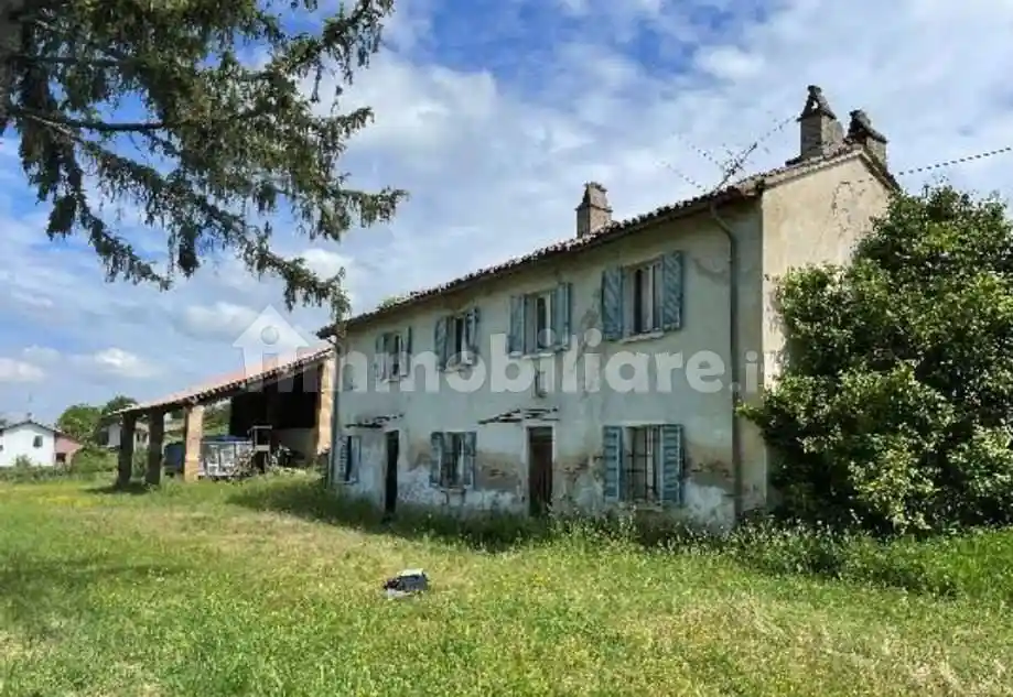 Rustico - Casale in vendita a Casteggio