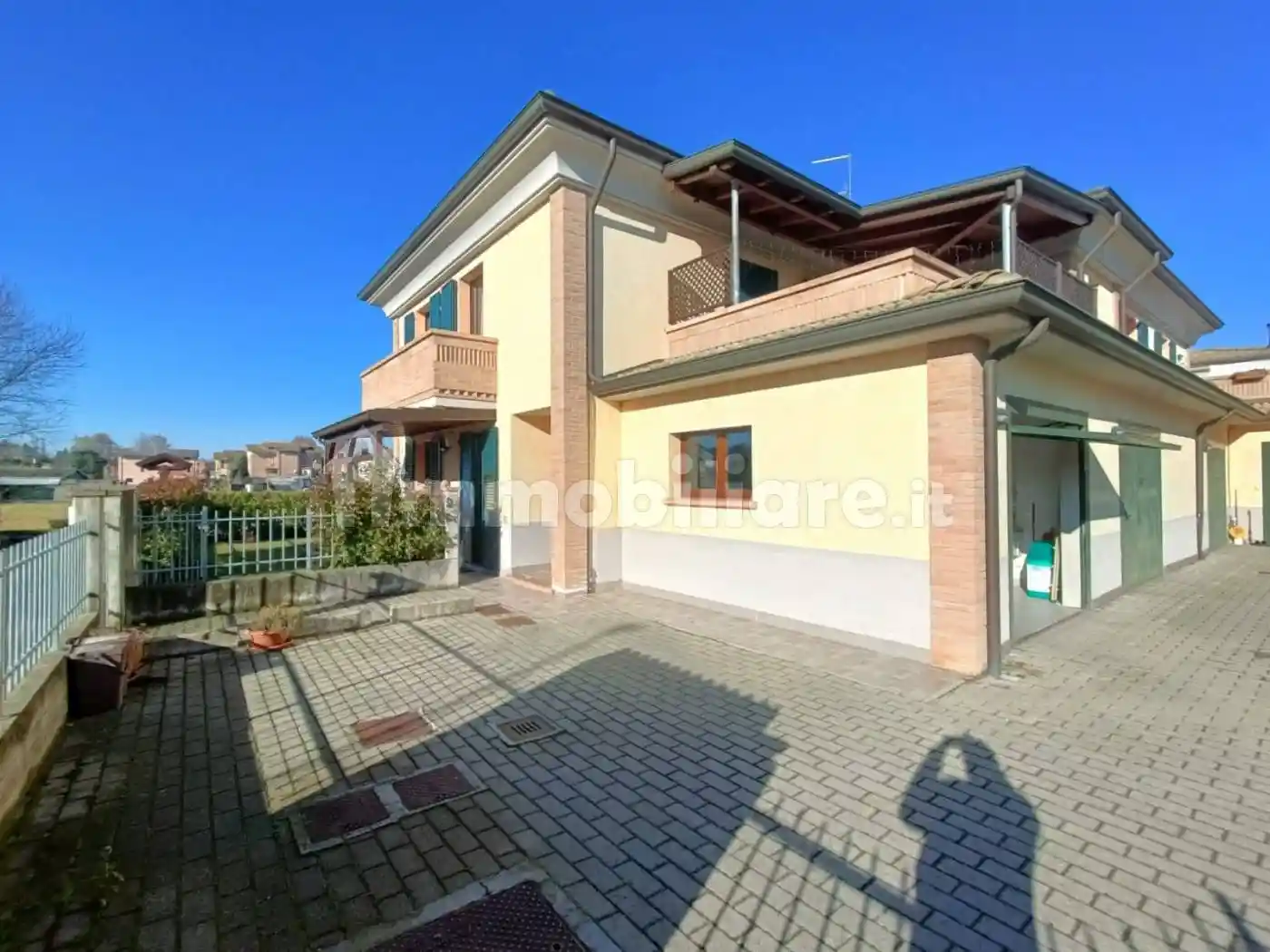 Villetta a schiera in vendita a Brescello