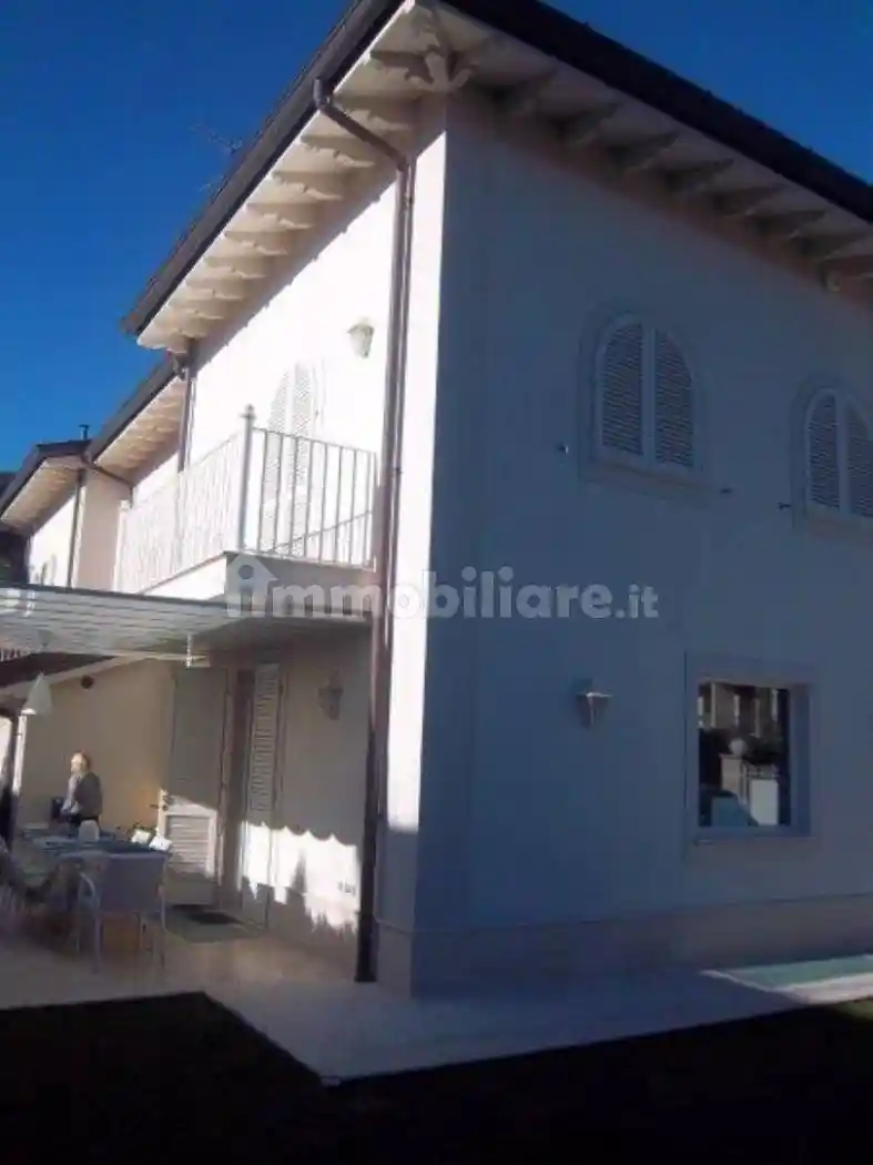 Villa in vendita a Forte dei Marmi