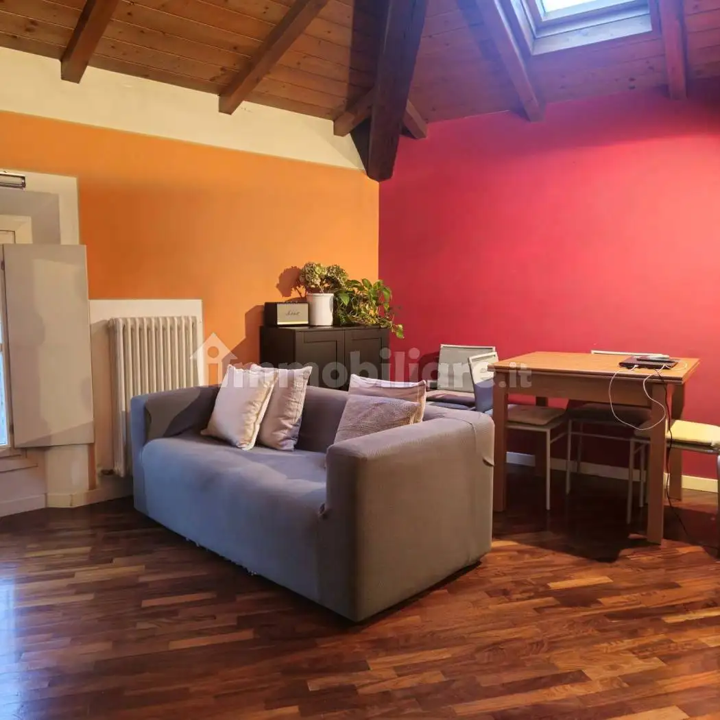 Appartamento in affitto a Bologna