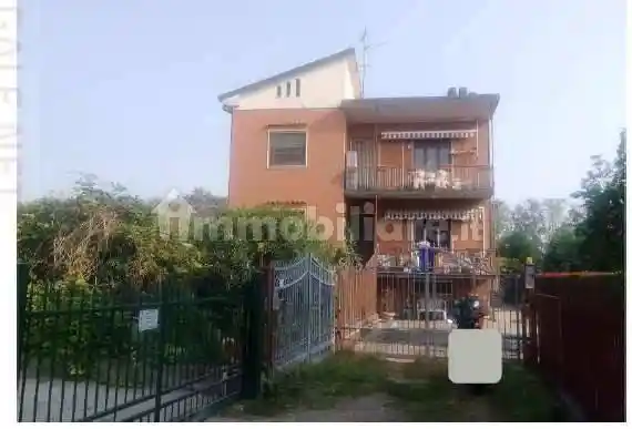 Appartamento in vendita a Torre d'Isola