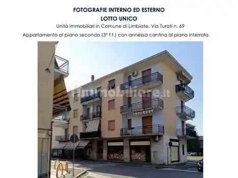 Appartamento in vendita a Limbiate