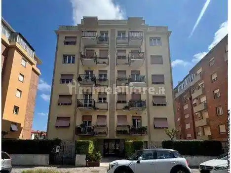 Appartamento in vendita a Livorno