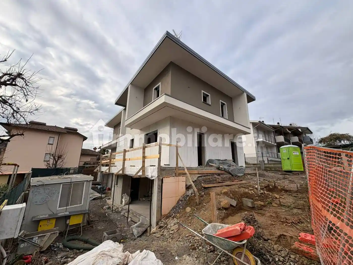 Villa in vendita a Brembate di Sopra