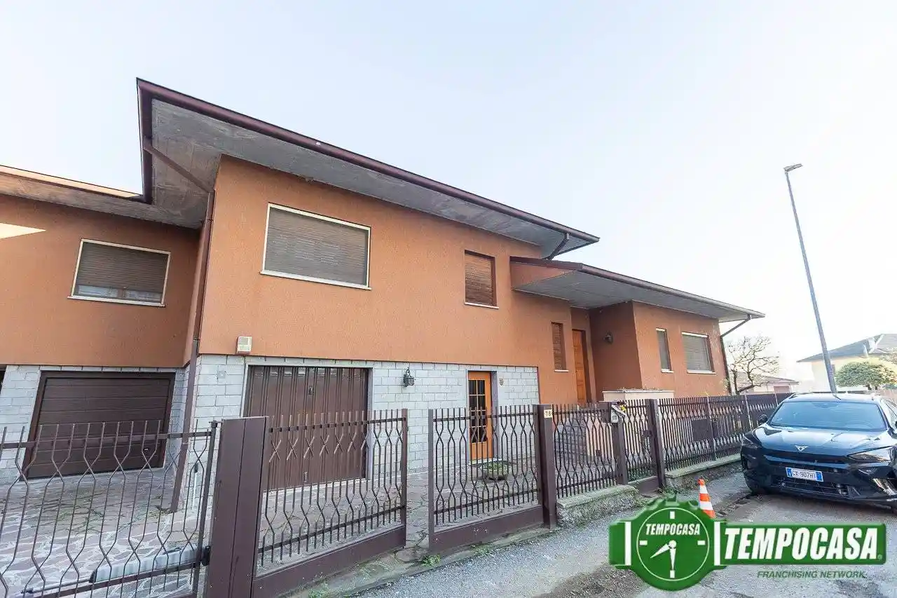 Villa in vendita a Sant'Angelo Lodigiano