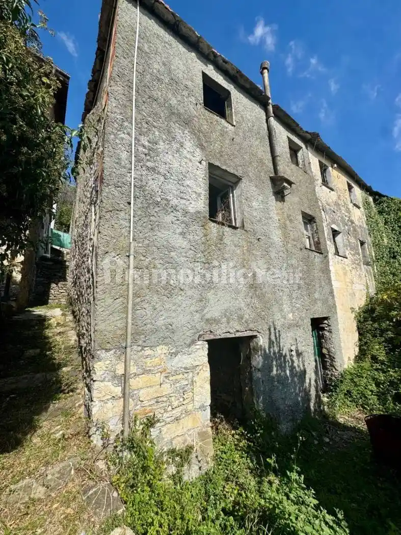 Rustico - Casale in vendita a Genova