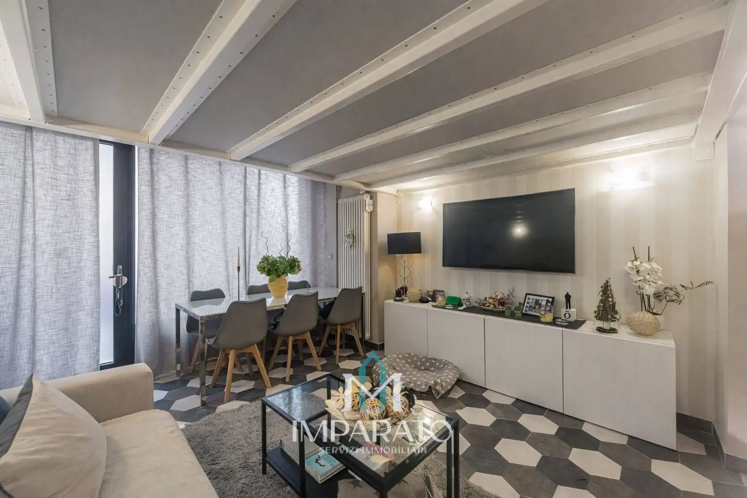 Appartamento in vendita a Milan