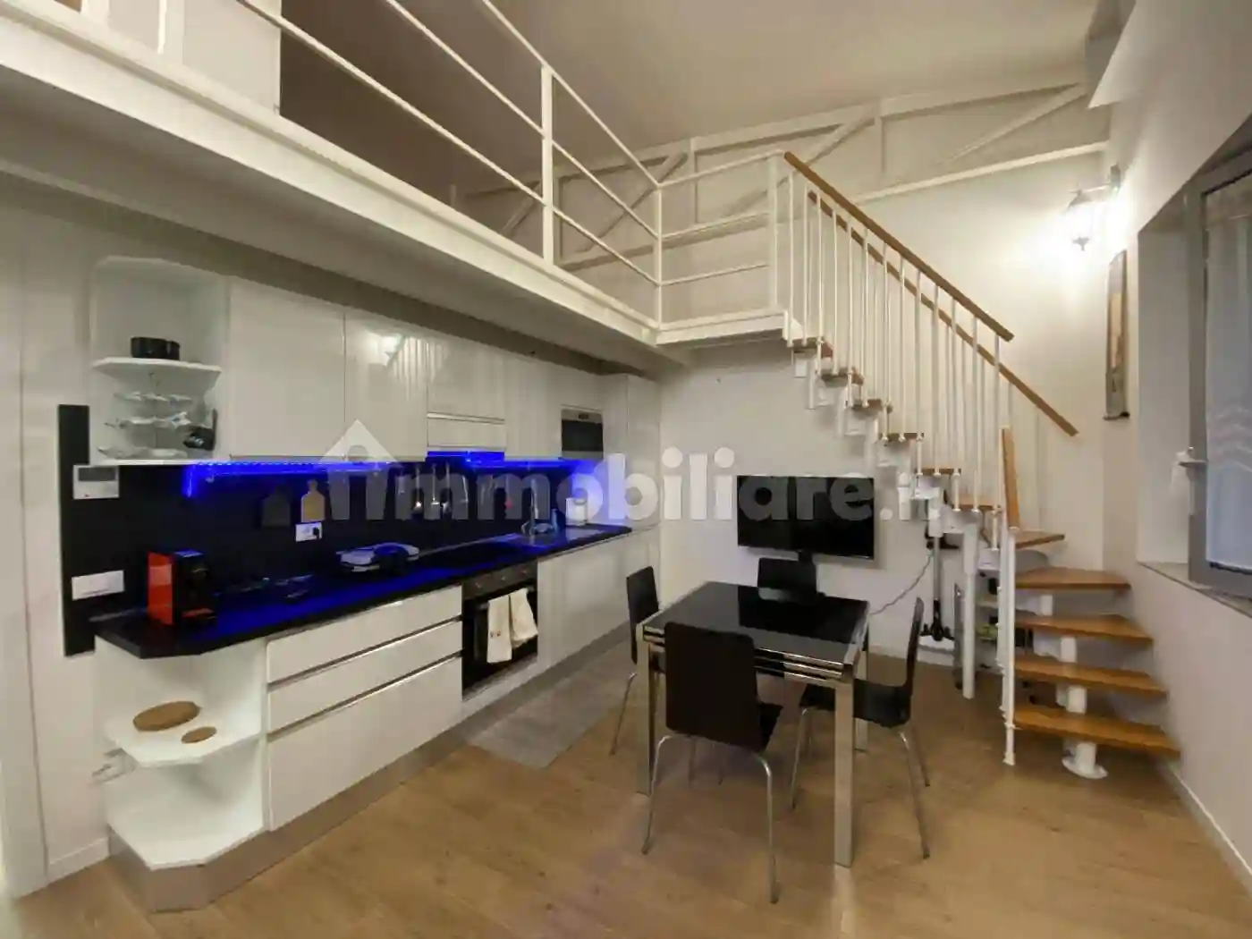 Loft - foto 2