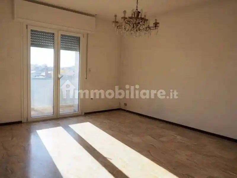 Appartamento in affitto a Modena