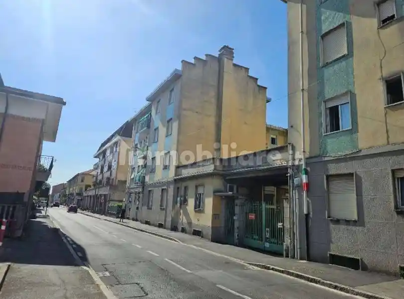 Appartamento in vendita a Limbiate