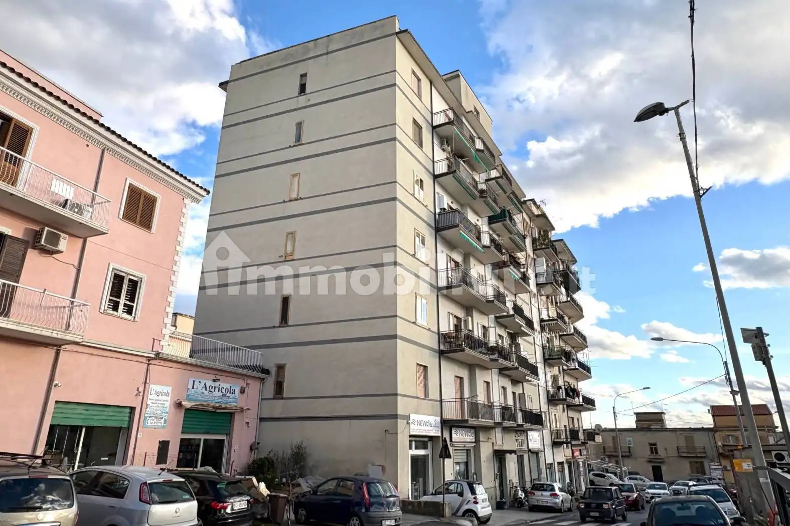 Appartamento in vendita a Paola