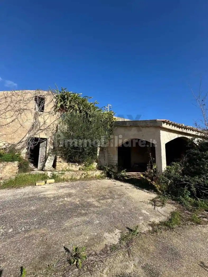 Rustico - Casale in vendita a Noto