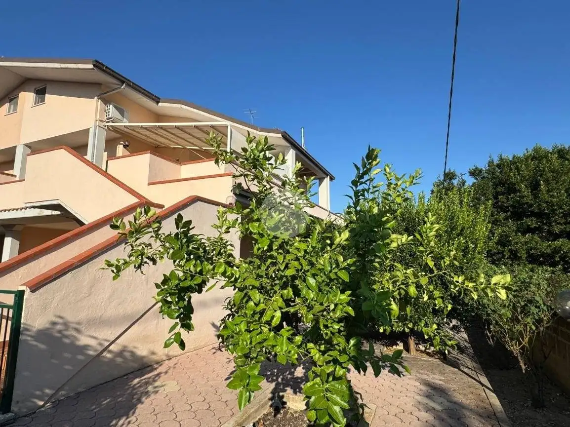 Villa in vendita a Collecorvino