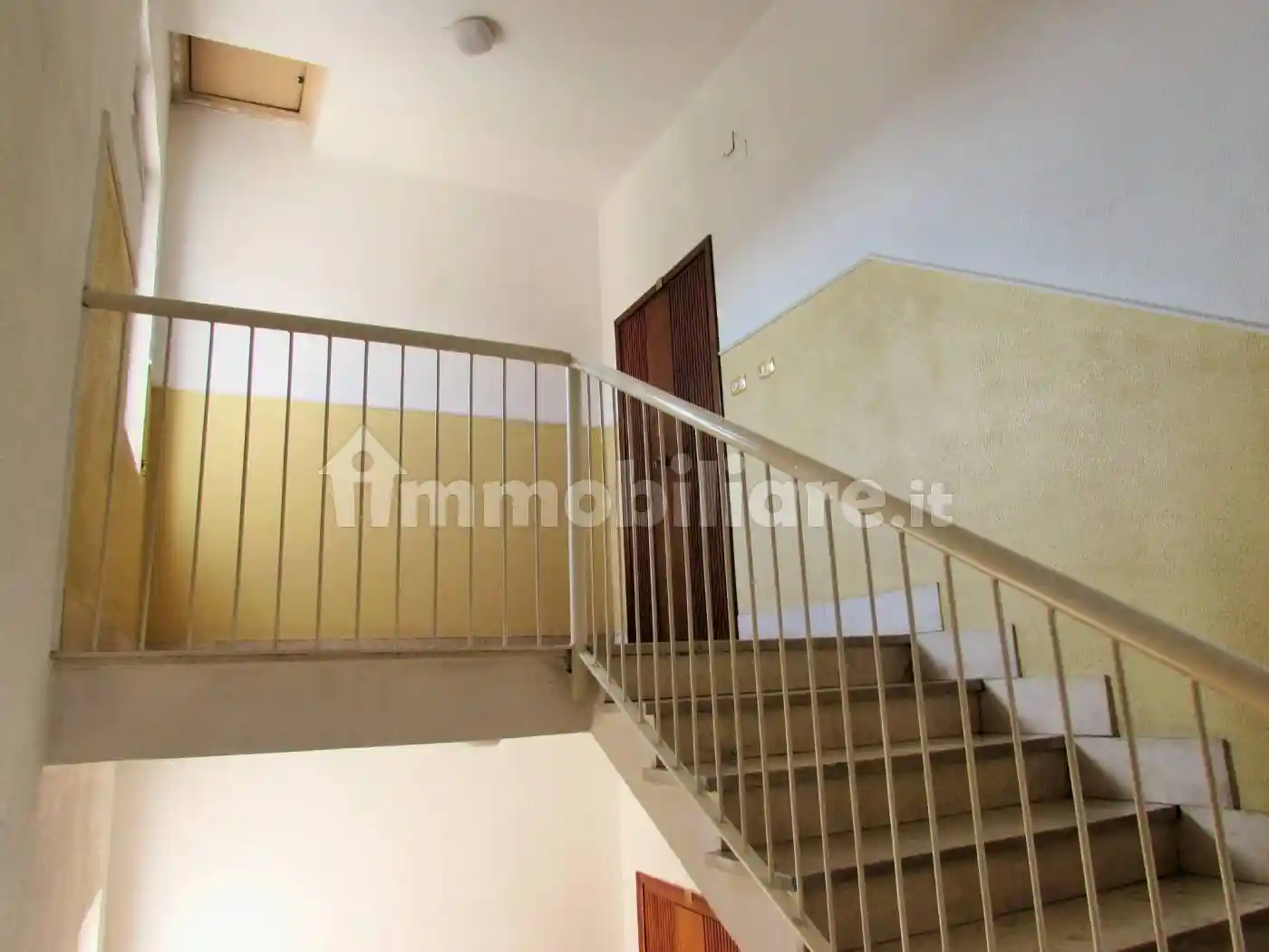 Trilocale buono stato, primo piano, Picarelli, Rione Ferrovia, Archi, Avellino - foto 4