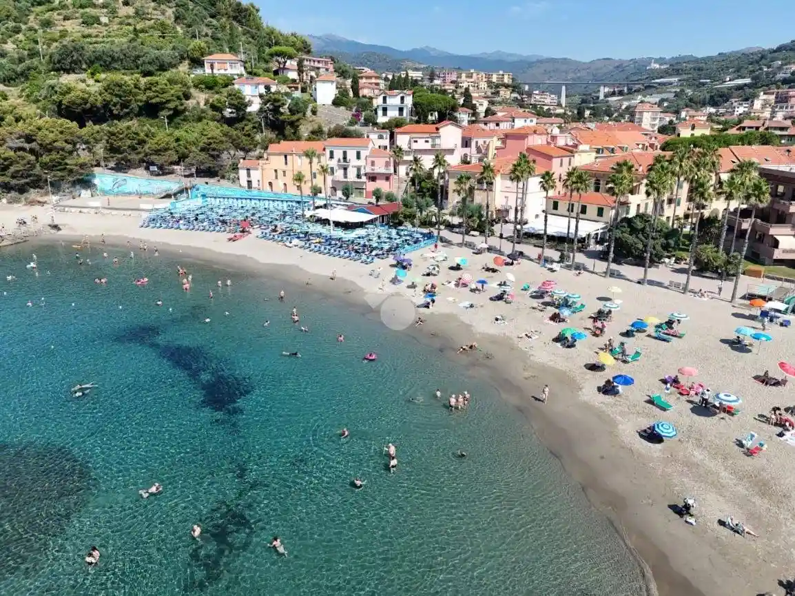Villa in vendita a San Lorenzo al Mare