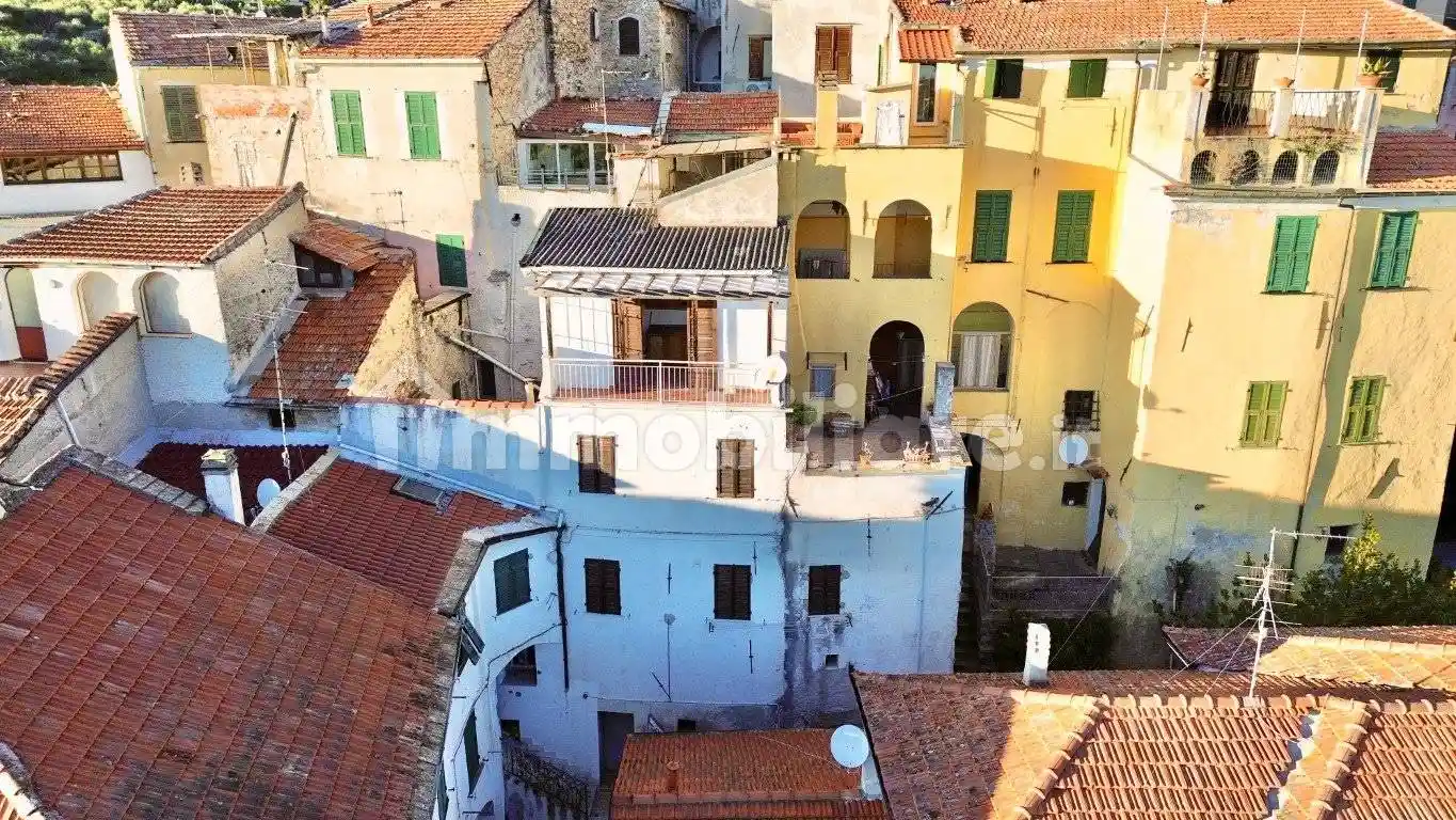 Appartamento in vendita a Imperia