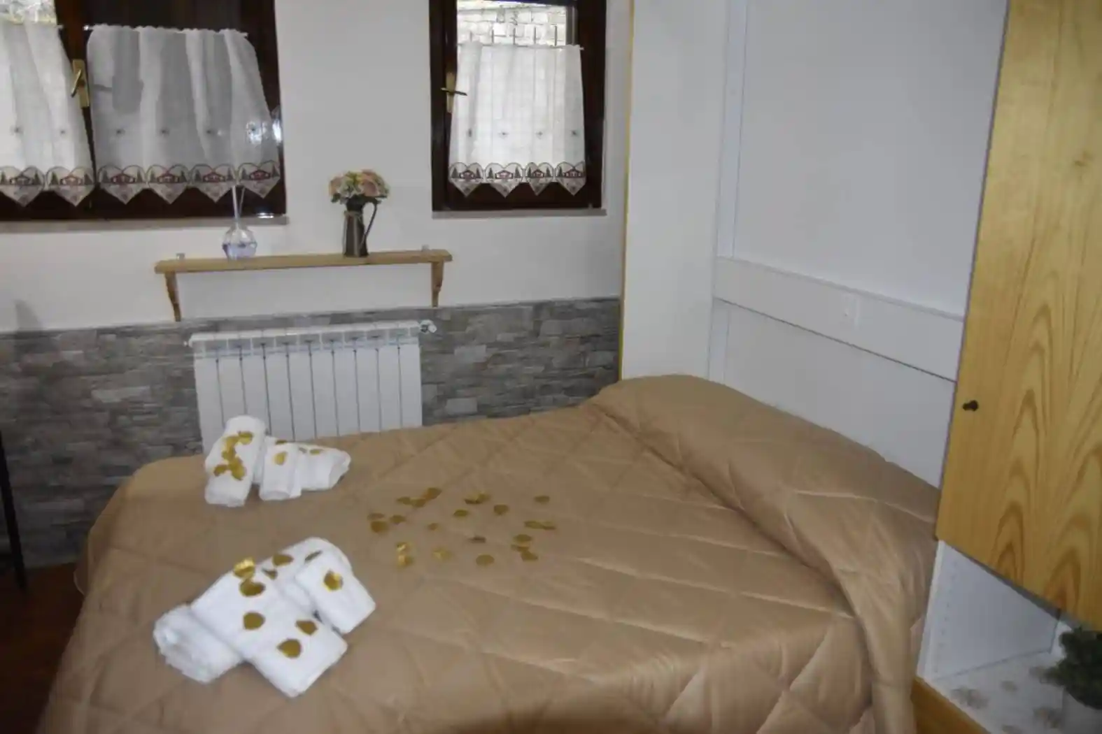 Bilocale via Giuseppe Faelli 55, Centro, Ovindoli - foto 2