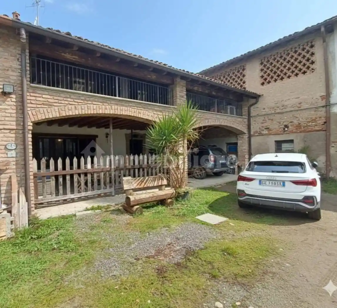 Casa indipendente in vendita a Cassano d'Adda