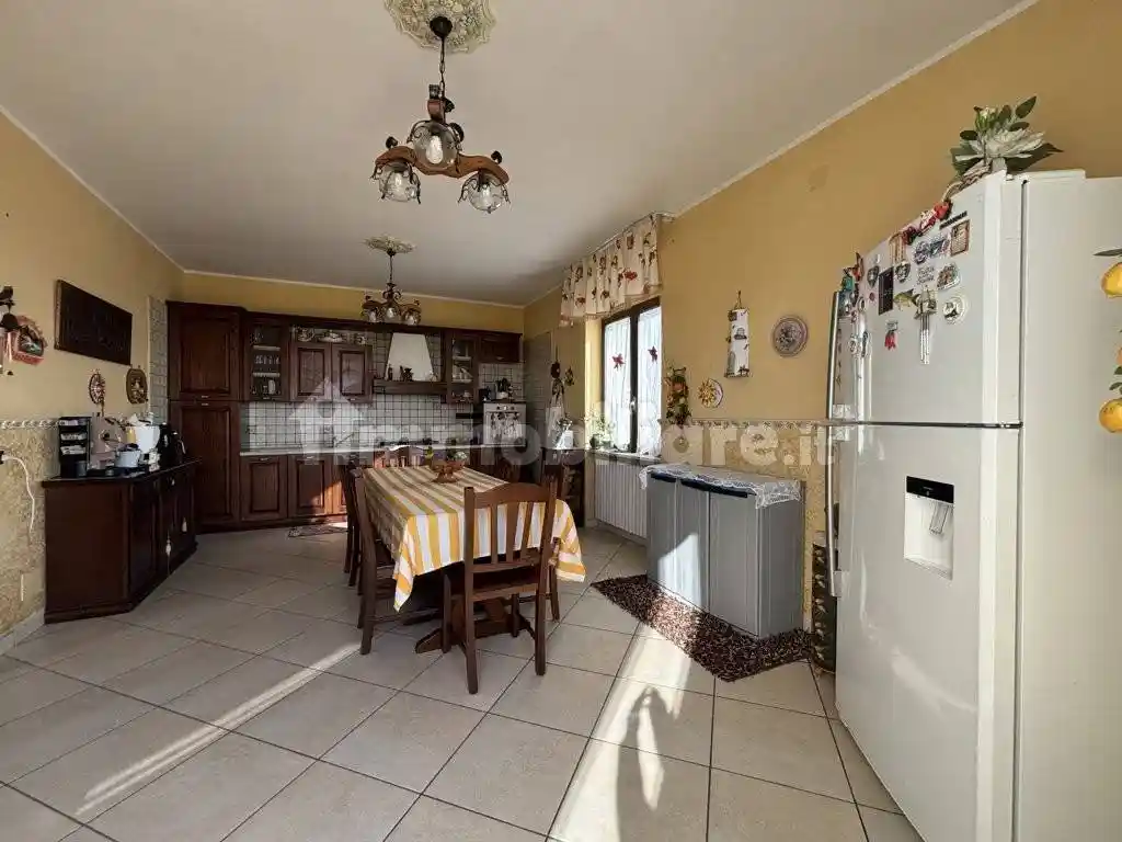 Appartamento via Ettore Perriello 2, Apice - foto 3