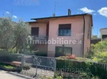 Villa in vendita a Montopoli in Val d'Arno