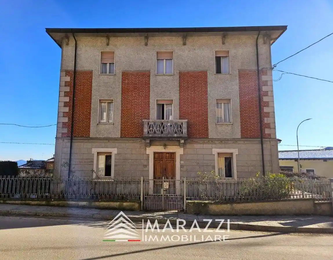 Villa in vendita a Bore