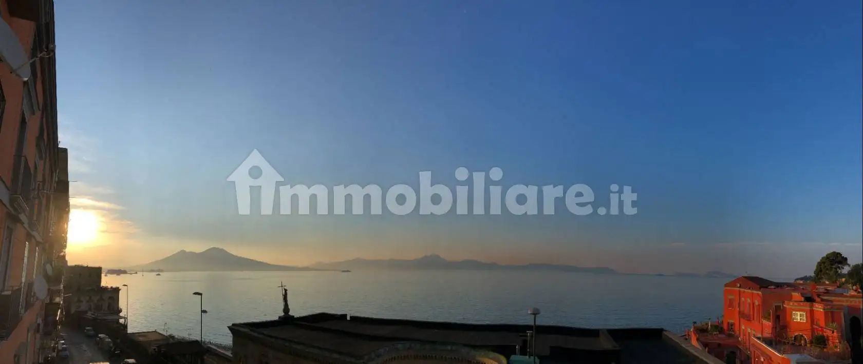 Appartamento in vendita a Napoli