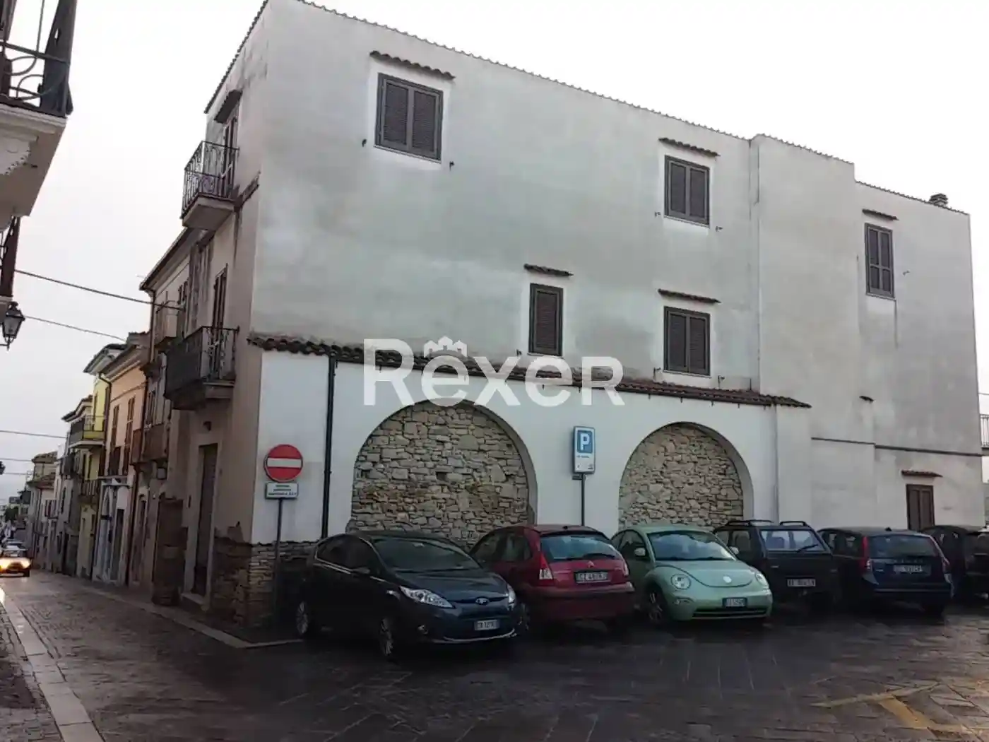 Palazzo - Edificio in vendita a Alanno