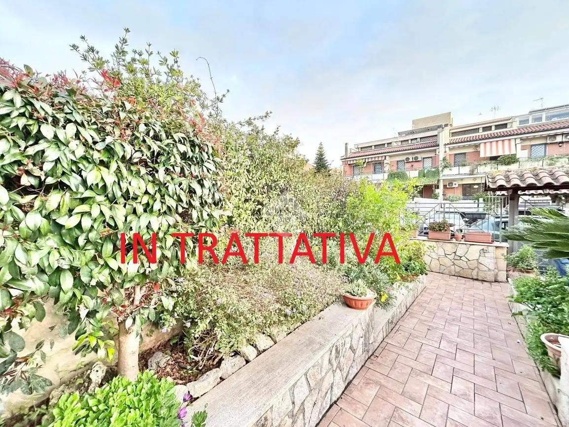 Villetta a schiera in vendita a Roma