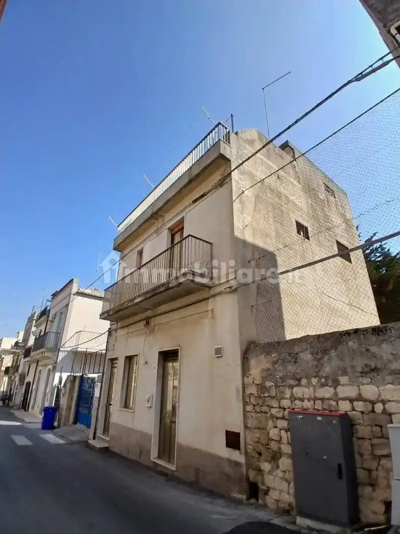Casa indipendente in vendita a Modica