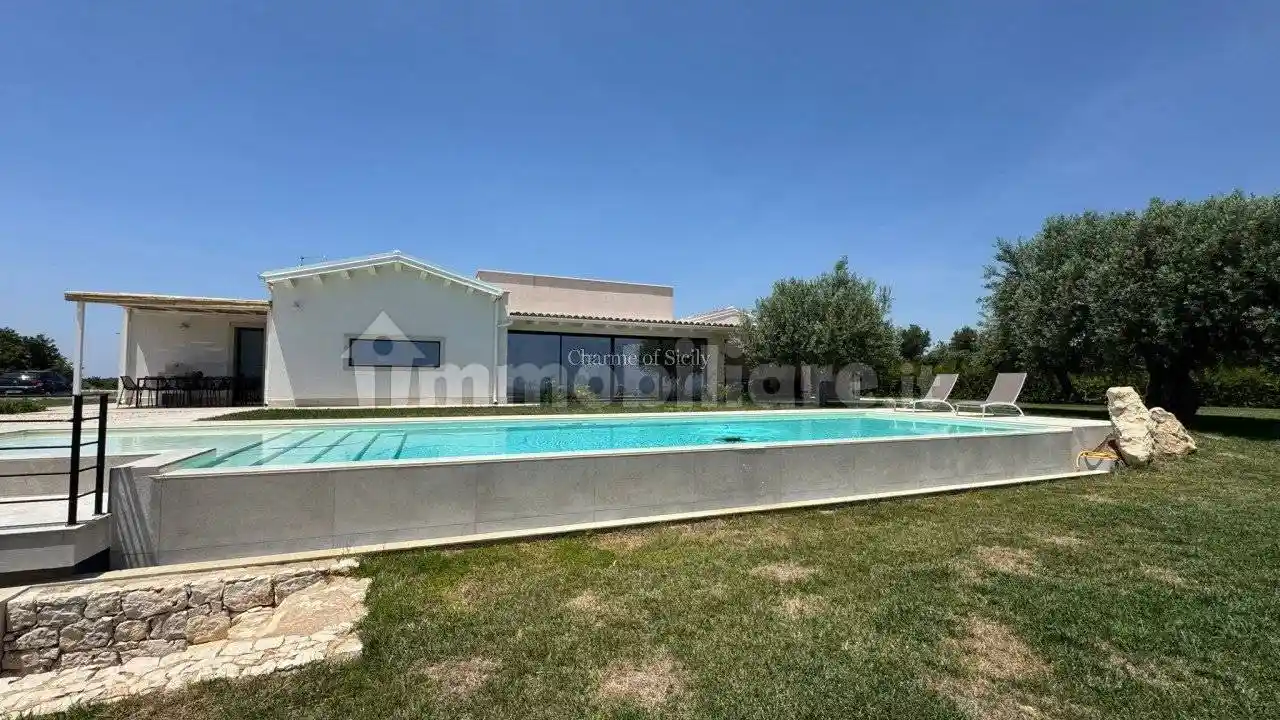 Villa in vendita a Noto