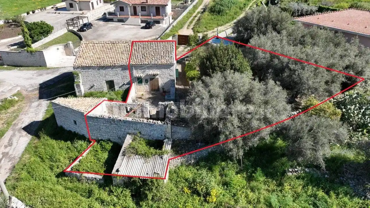 Casa indipendente in vendita a Modica
