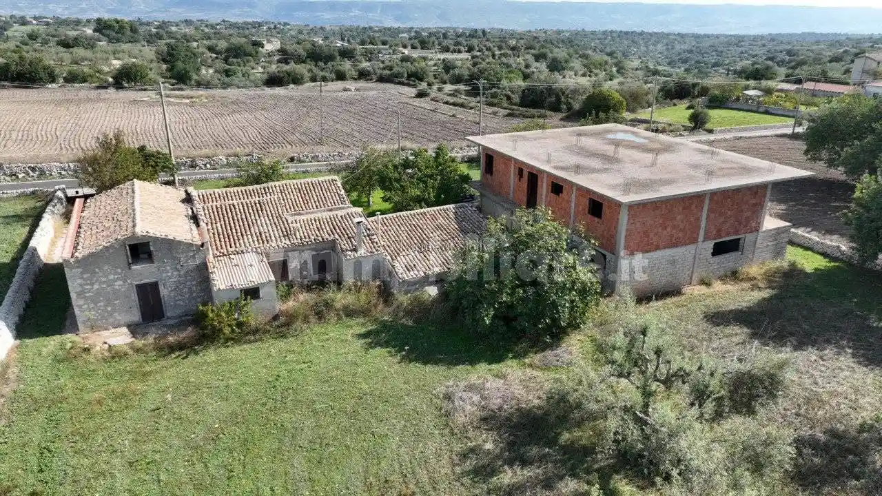 Casa indipendente in vendita a Modica