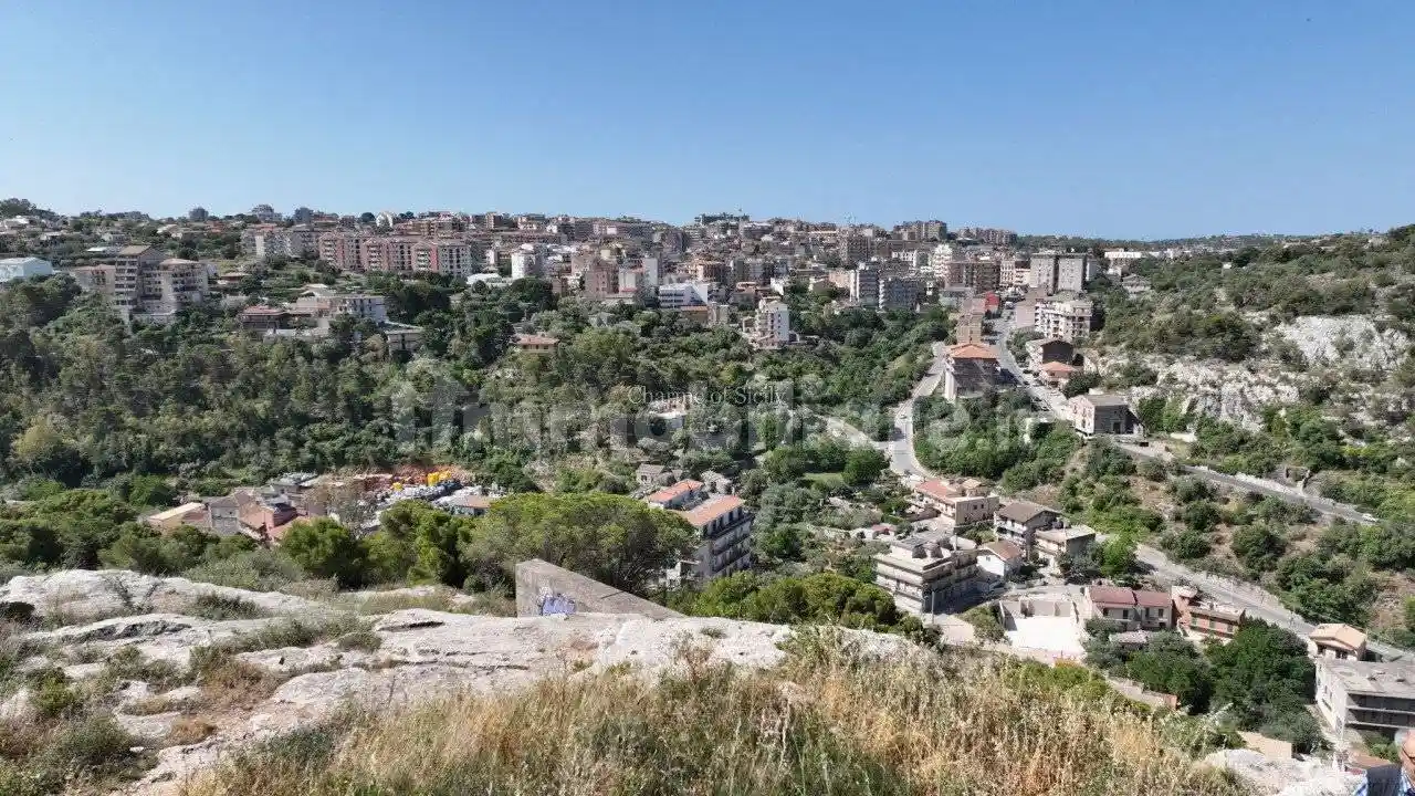 Casa indipendente in vendita a Modica
