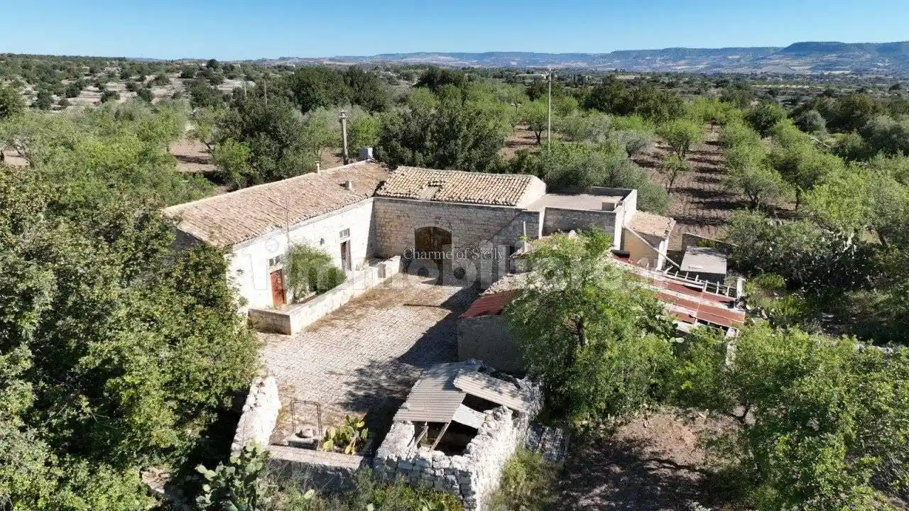 Casa indipendente in vendita a Modica