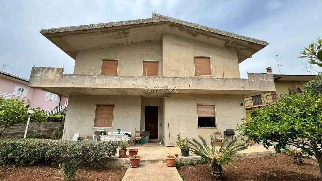 Casa indipendente in vendita a Modica