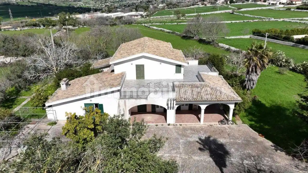 Casa indipendente in vendita a Modica