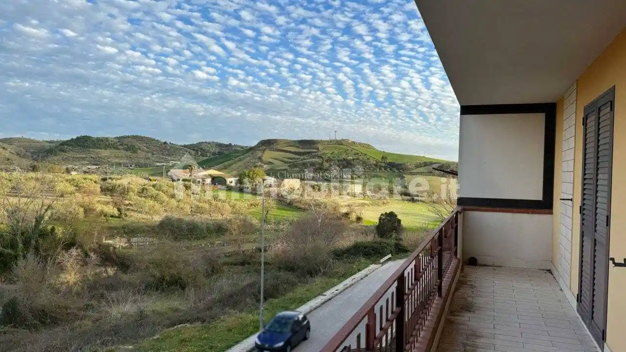 Appartamento in vendita a Giarratana