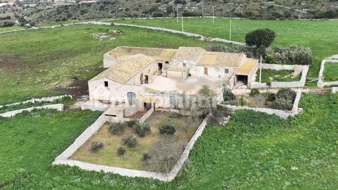 Rustico - Casale in vendita a Ragusa