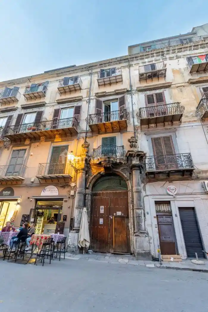 Appartamento in vendita a Palermo