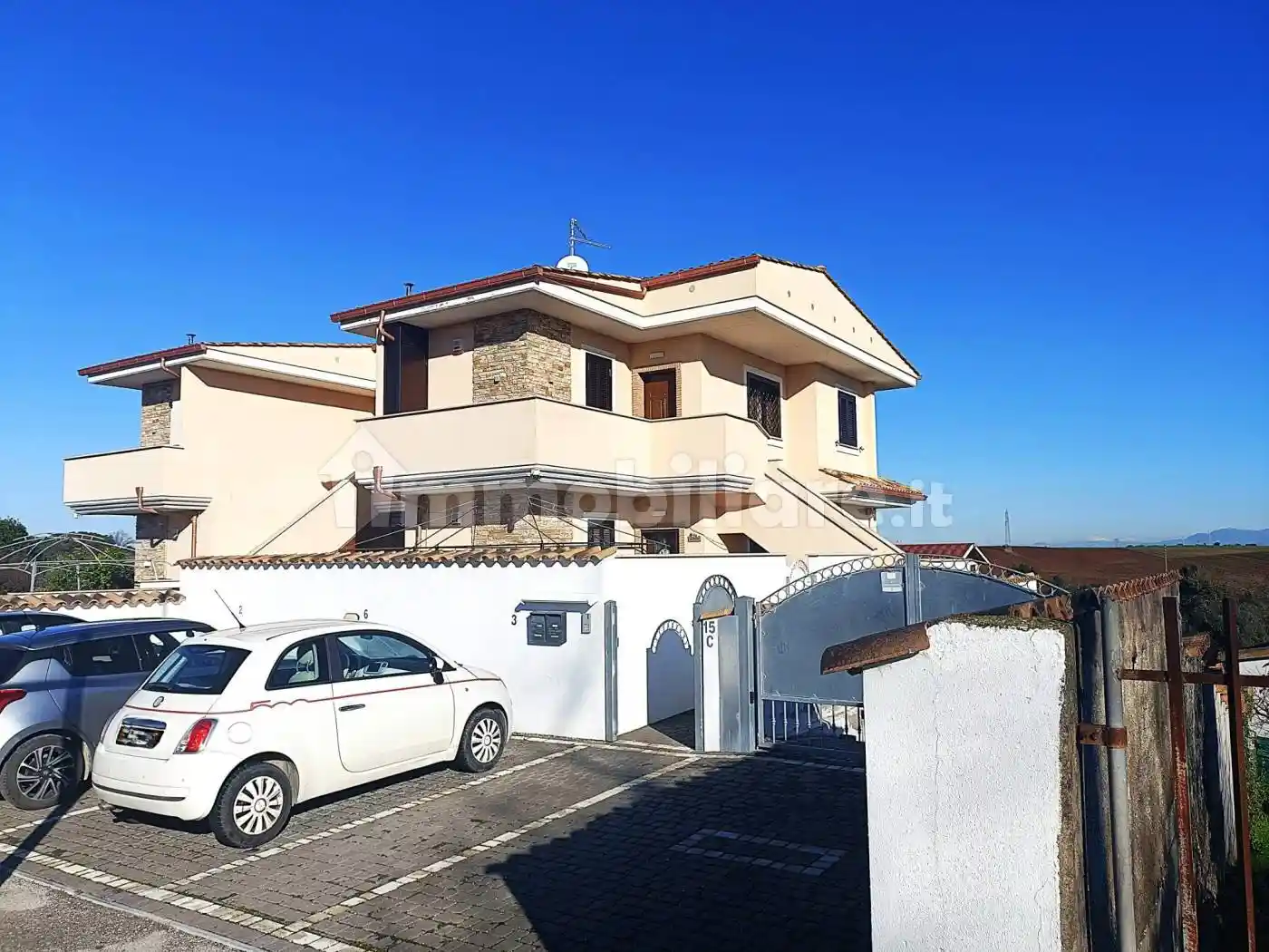 Villa in vendita a Pomezia