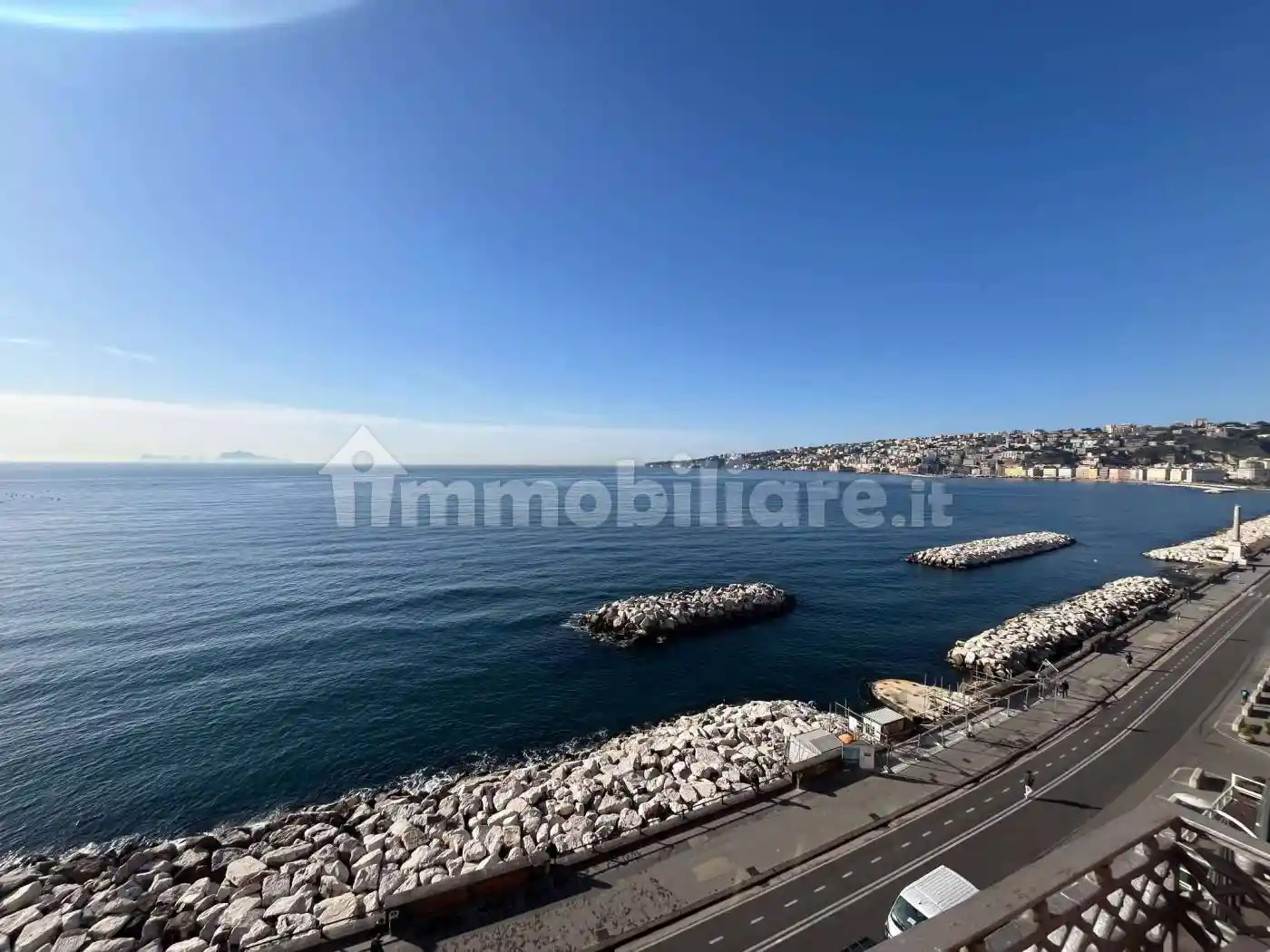 Appartamento in affitto a Napoli