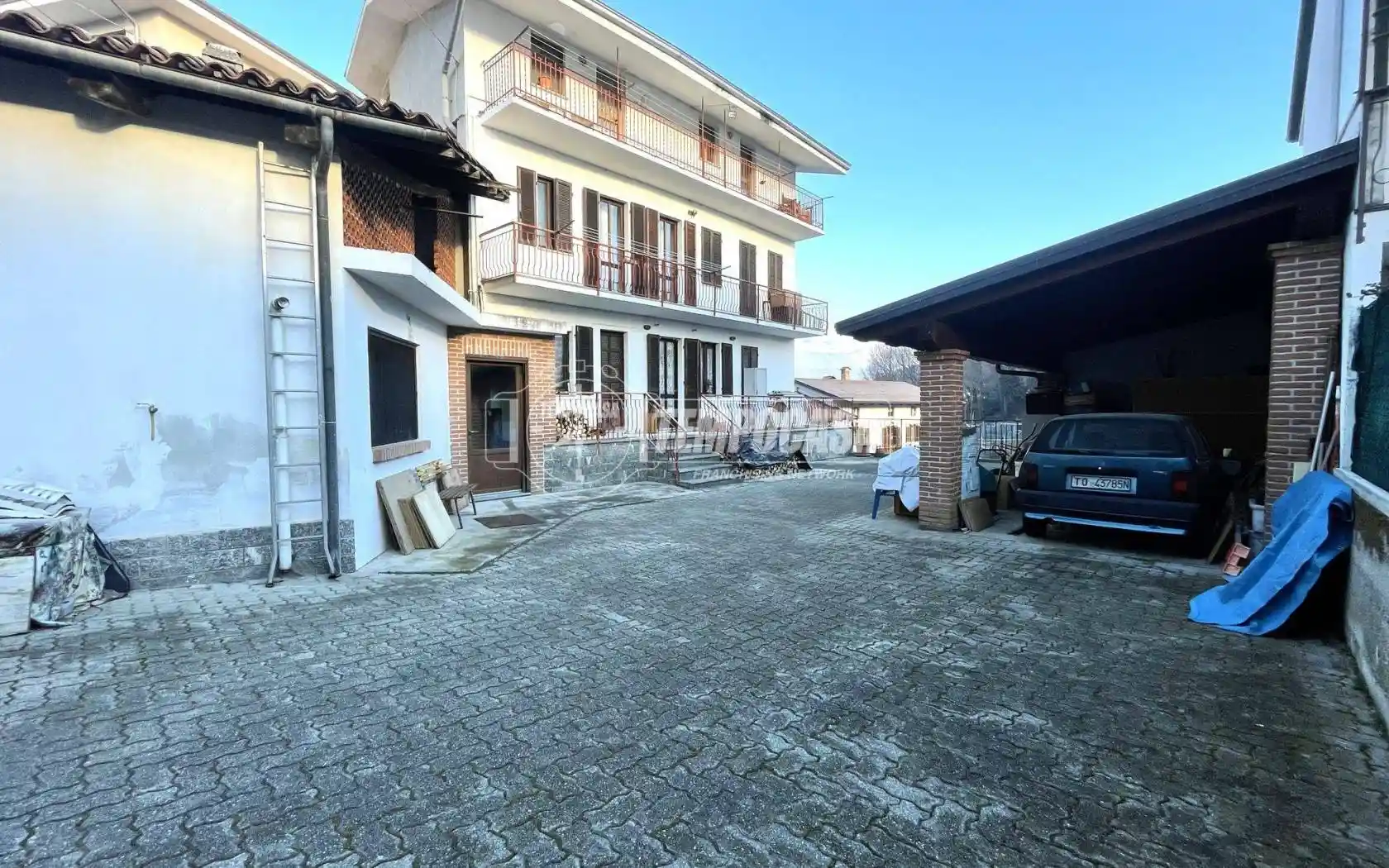 Casa indipendente in vendita a Pavone Canavese