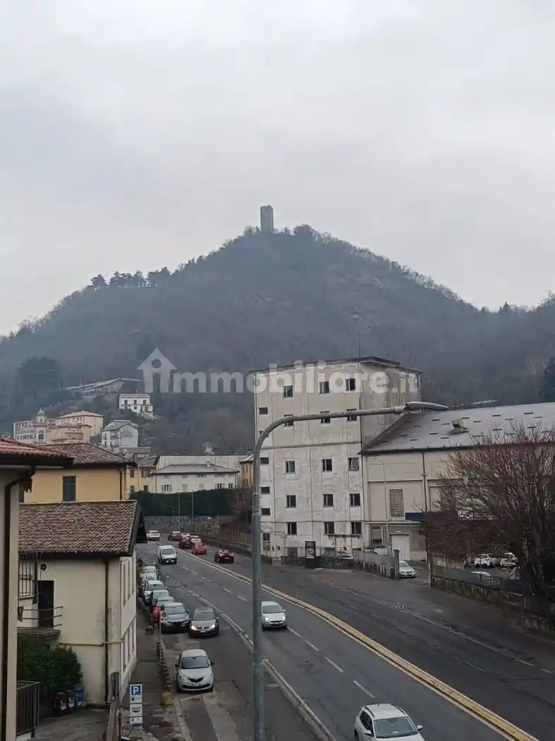 Appartamento in vendita a Como