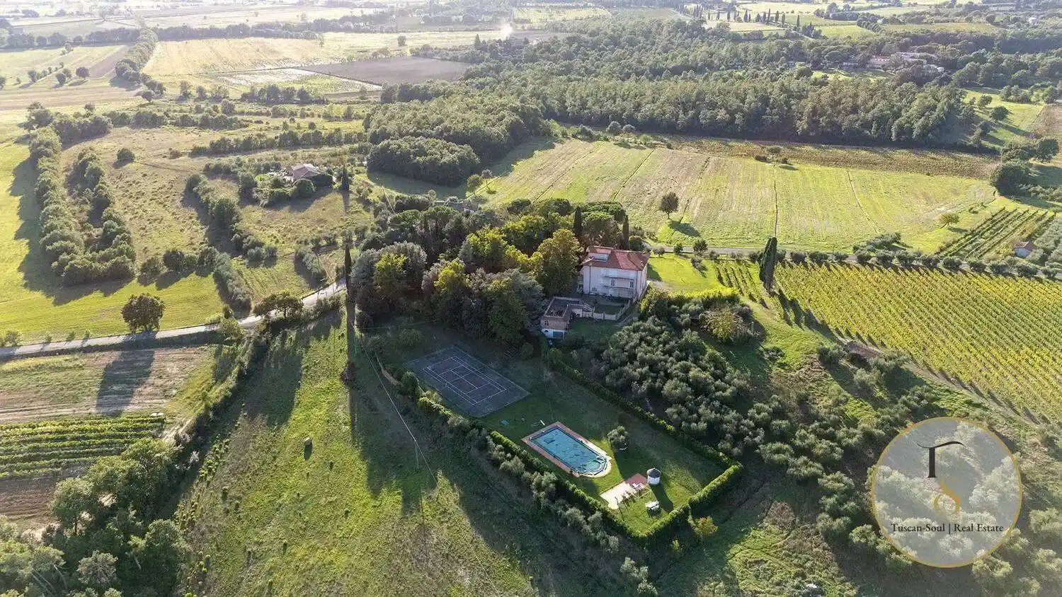 Villa in vendita a Lucignano