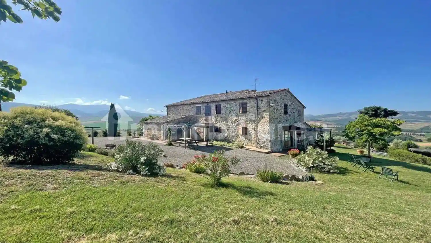Villa in vendita a Sarteano
