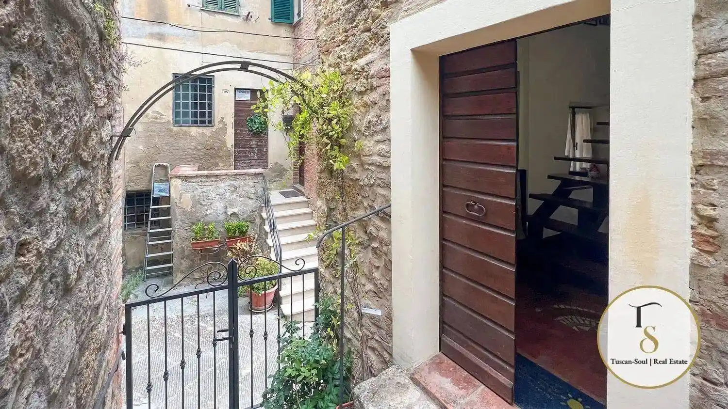 Appartamento in vendita a Cetona