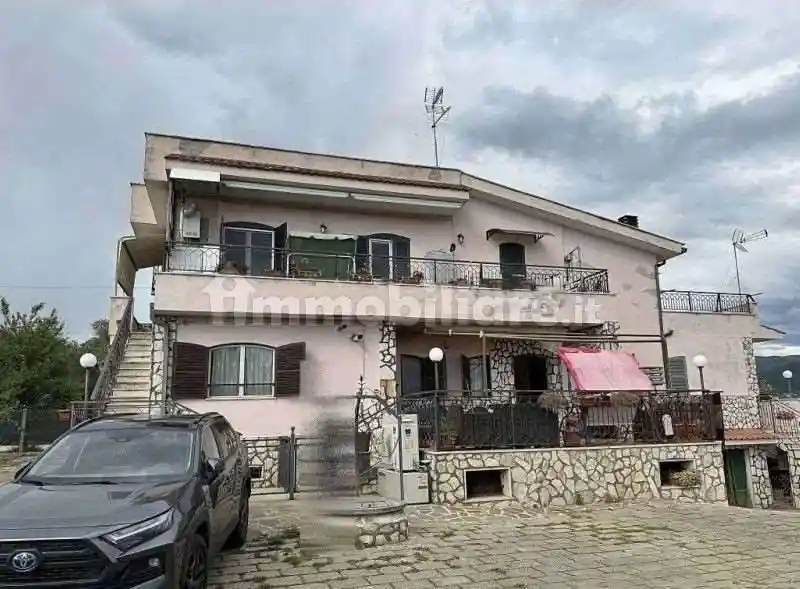 Appartamento in vendita a Palombara Sabina